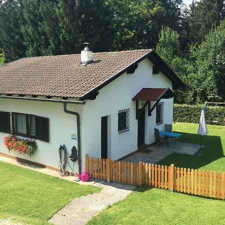 Ferienbungalow Weber Velden am Worthersee Bagian luar foto