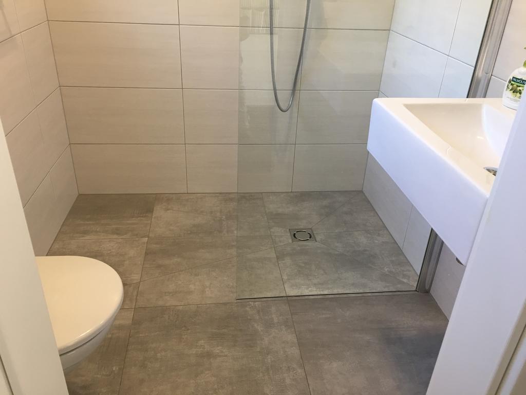 Ferienbungalow Weber Velden am Worthersee Bagian luar foto