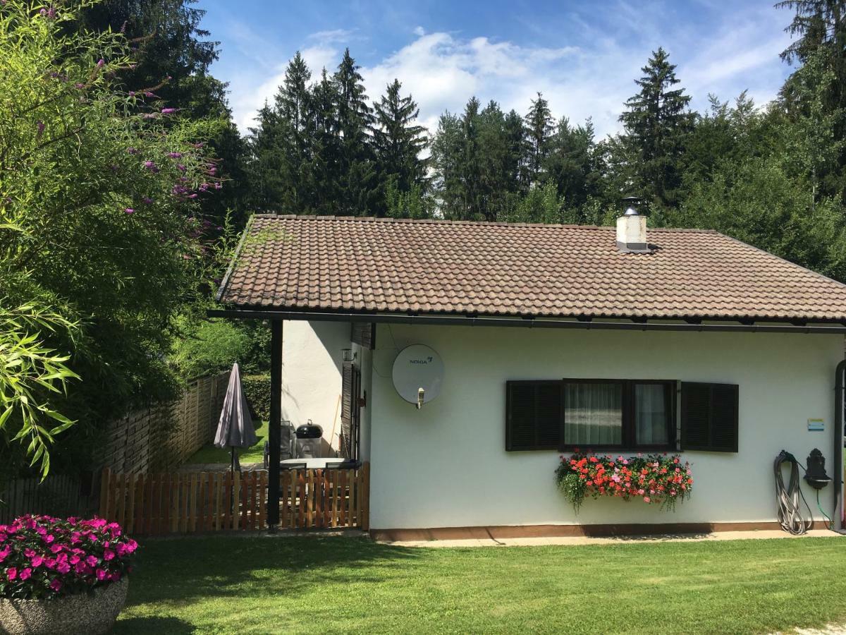 Ferienbungalow Weber Velden am Worthersee Bagian luar foto